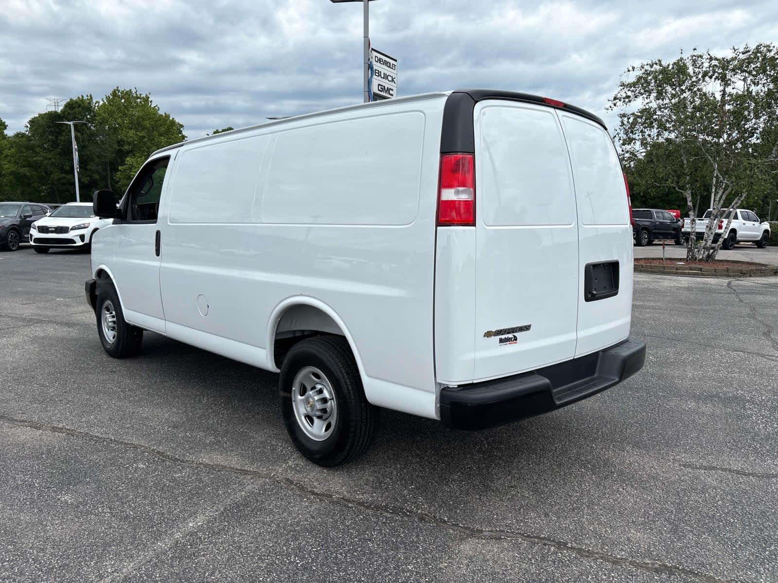 2026 Chevrolet Express Cargo WT