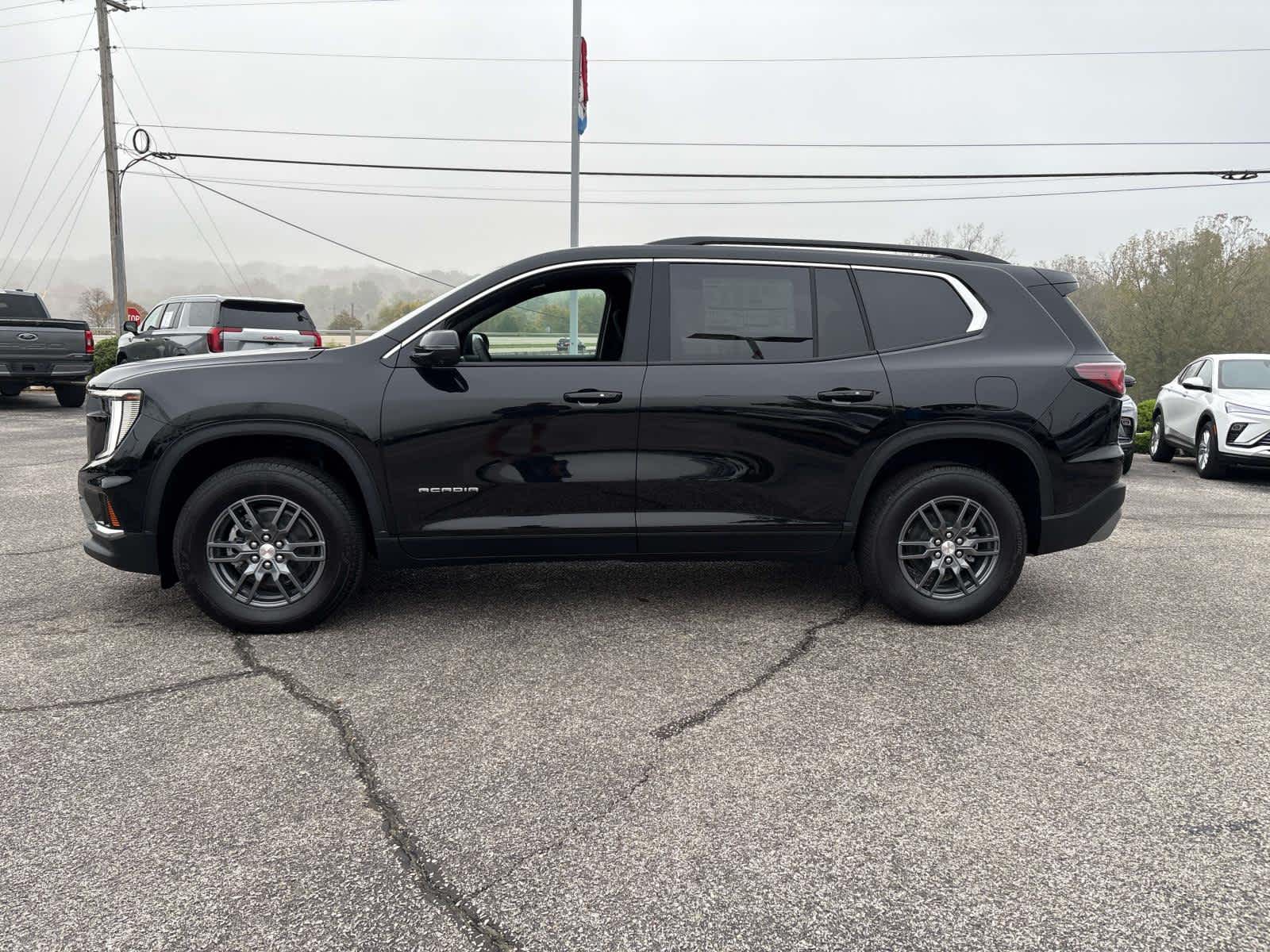 2027 GMC Acadia Elevation