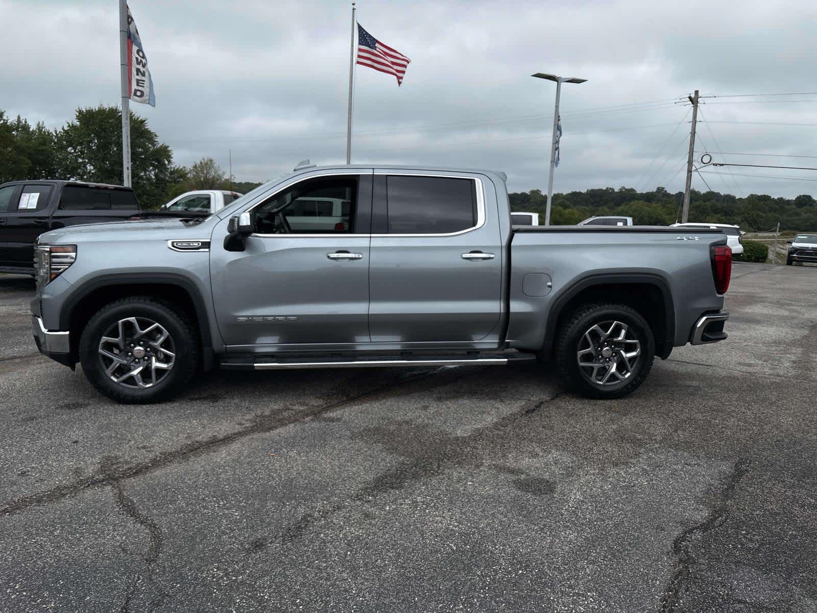 2023 GMC Sierra 1500 SLT