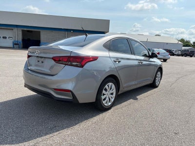 2022 Hyundai Accent SE