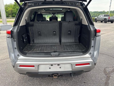 2022 Nissan Pathfinder Platinum