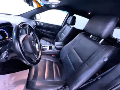 2020 Jeep Grand Cherokee Laredo E