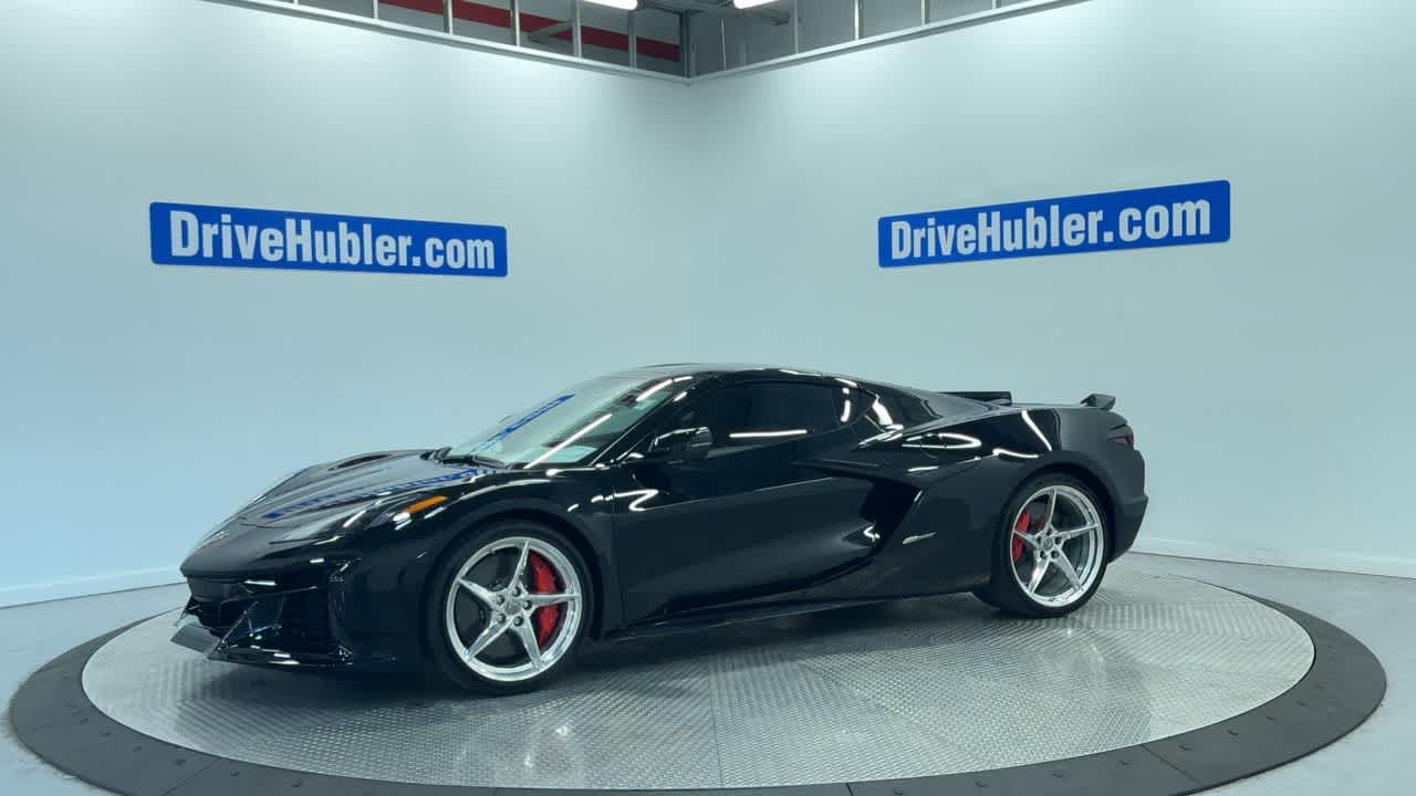 2025 Chevrolet Corvette E-Ray 2LZ