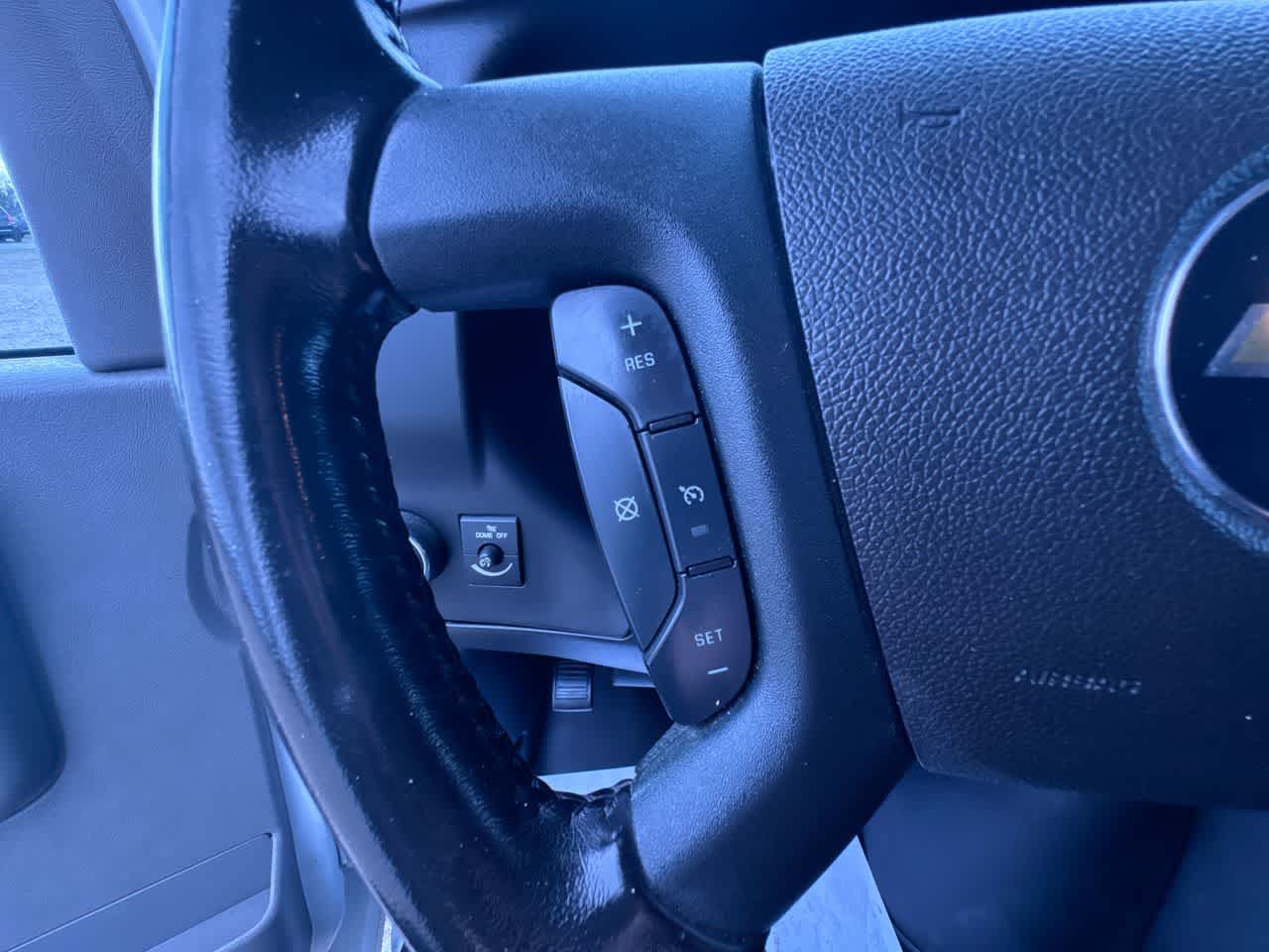 2023 Chevrolet Express Cutaway 3500 1WT