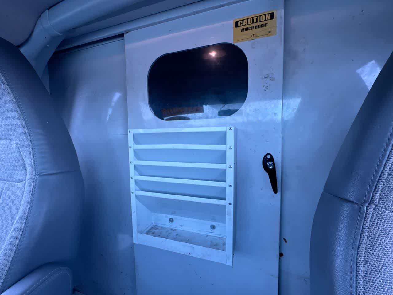 2023 Chevrolet Express Cutaway 3500 1WT