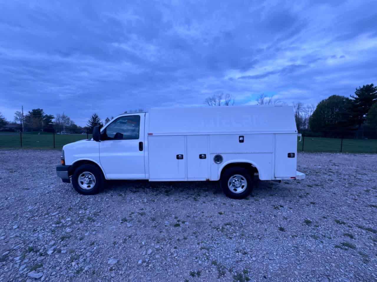 2023 Chevrolet Express Cutaway 3500 1WT