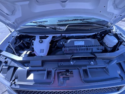 2025 Chevrolet Express Cutaway 3500 1WT