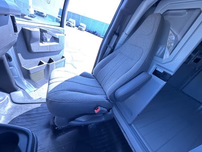 2025 Chevrolet Express Cutaway 3500 1WT