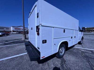 2025 Chevrolet Express Cutaway 3500 1WT