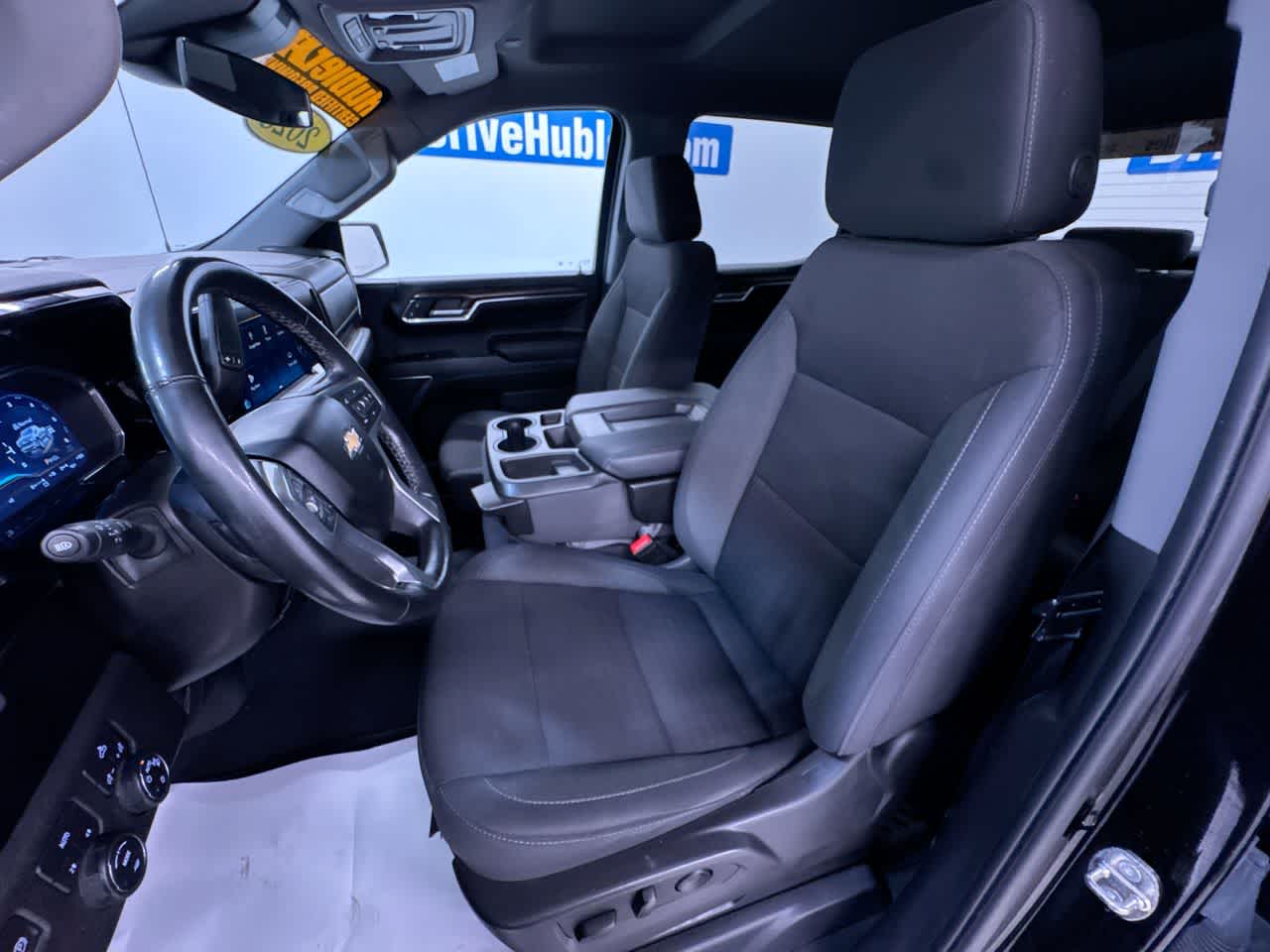 2023 Chevrolet Silverado 1500 LT (2FL)