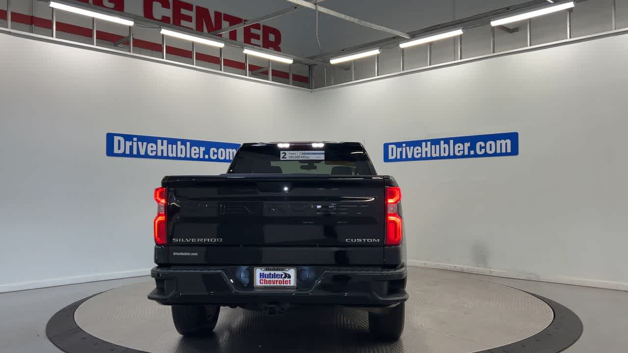 2021 Chevrolet Silverado 1500 Custom