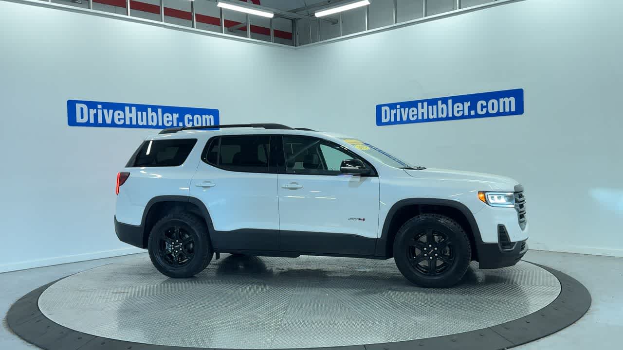 2023 GMC Acadia AT4