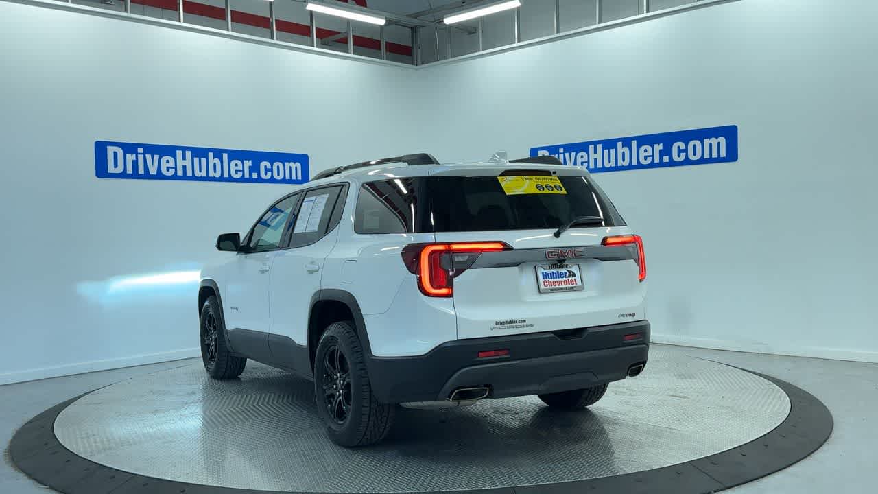 2023 GMC Acadia AT4