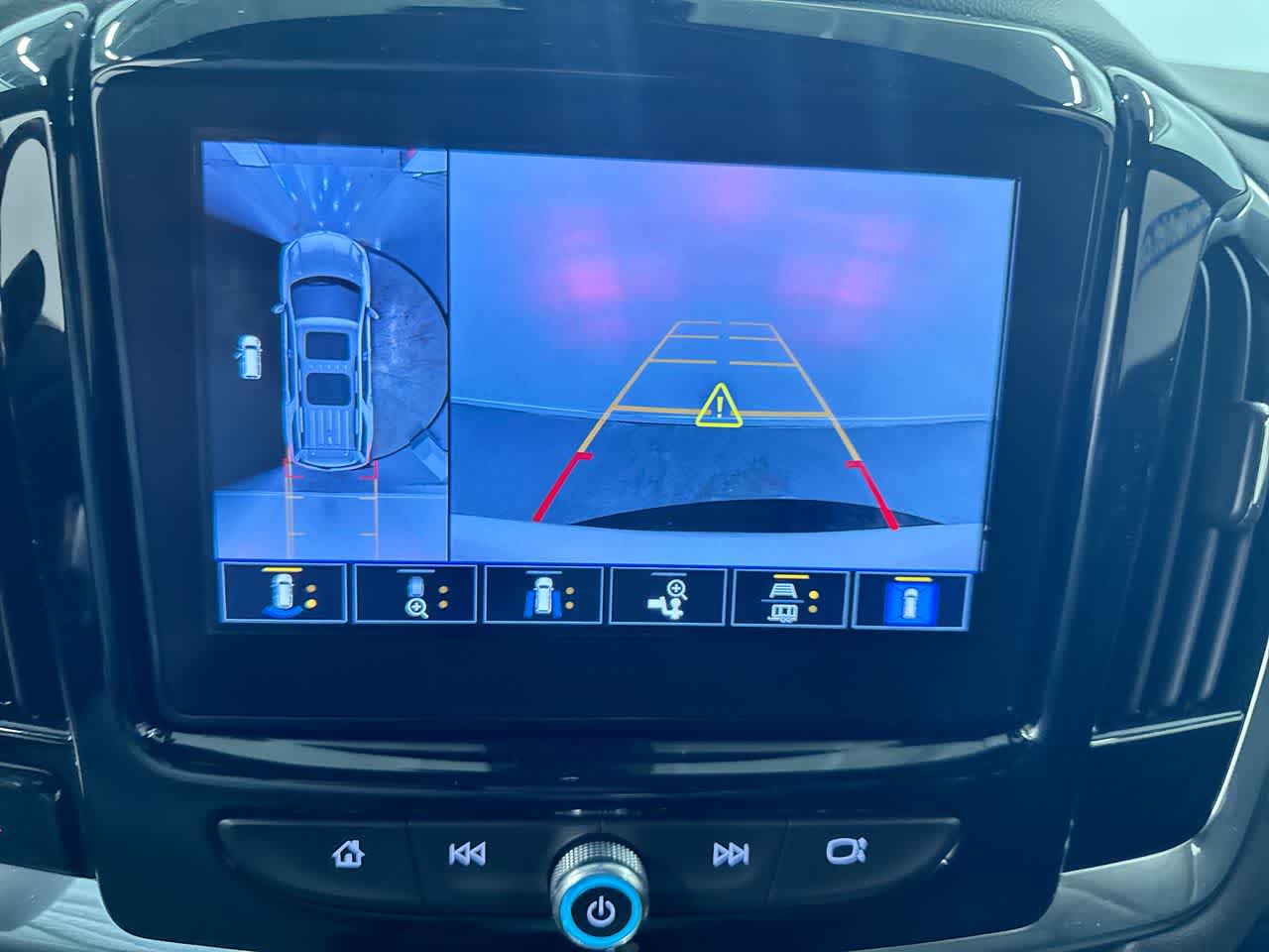 2023 Chevrolet Traverse High Country