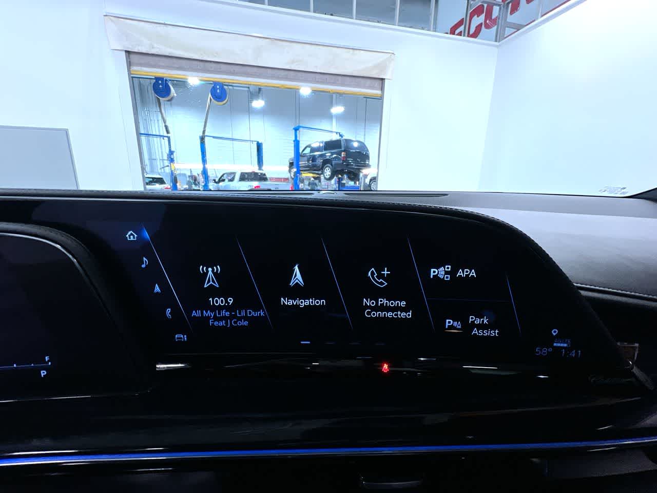 2024 Cadillac Escalade ESV Sport