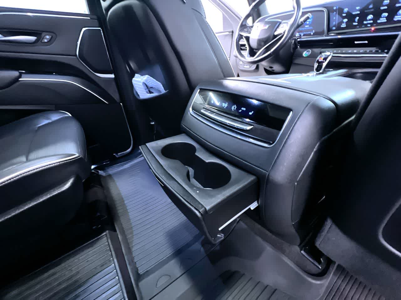2024 Cadillac Escalade ESV Sport