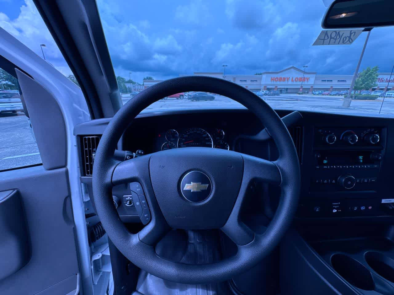 2026 Chevrolet Express Cutaway 3500 1WT