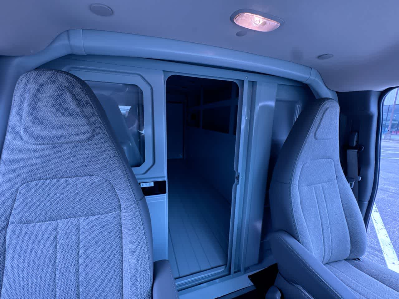 2026 Chevrolet Express Cutaway 3500 1WT