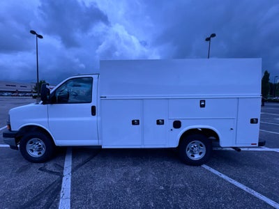 2026 Chevrolet Express Cutaway 3500 1WT