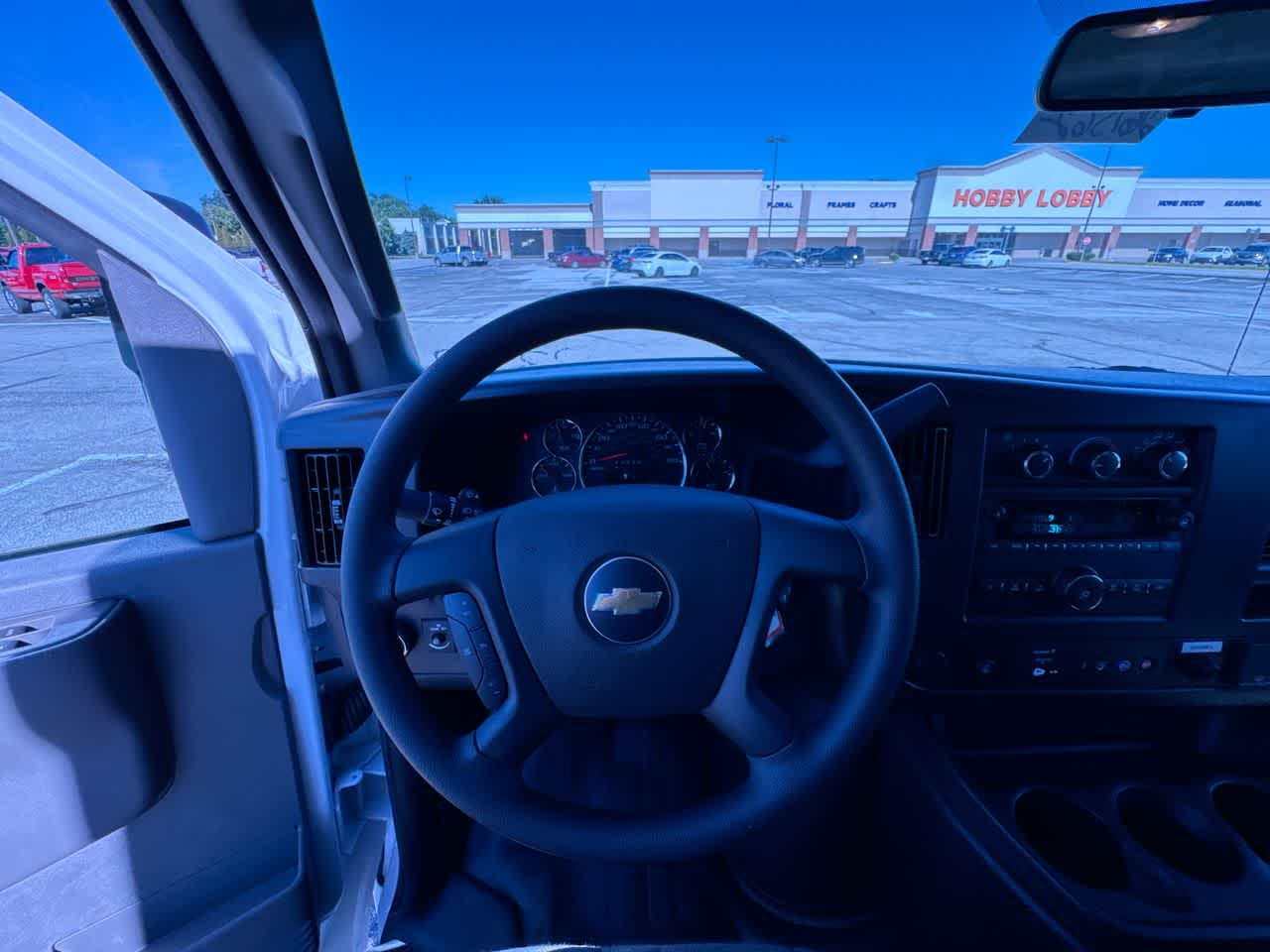 2026 Chevrolet Express Cutaway 3500 1WT