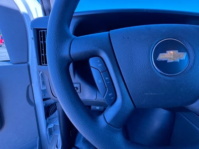 2026 Chevrolet Express Cutaway 3500 1WT