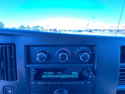 2026 Chevrolet Express Cutaway 3500 1WT