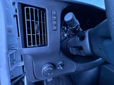 2026 Chevrolet Express Cutaway 3500 1WT