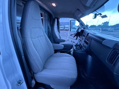 2026 Chevrolet Express Cutaway 3500 1WT