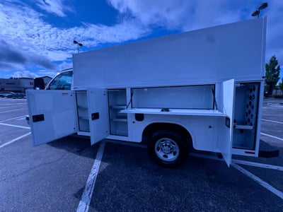 2026 Chevrolet Express Cutaway 3500 1WT