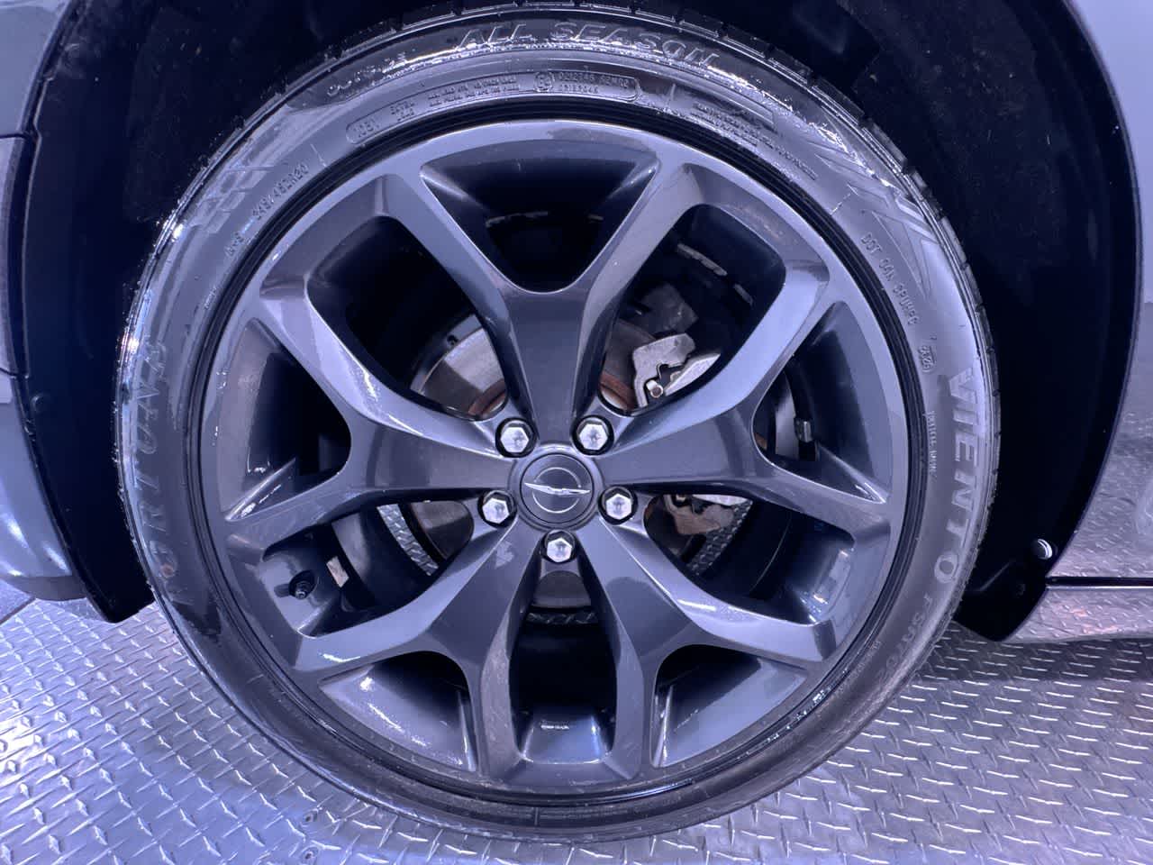 2021 Chrysler 300 300S