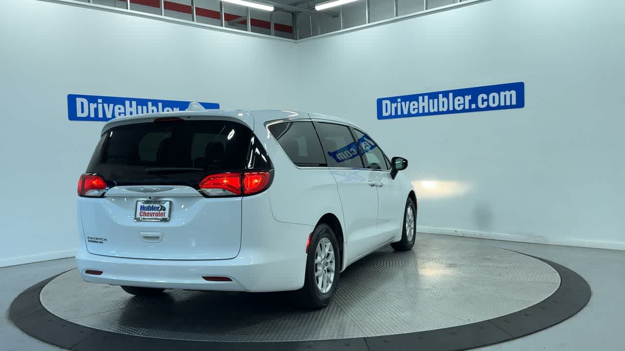 2017 Chrysler Pacifica Touring