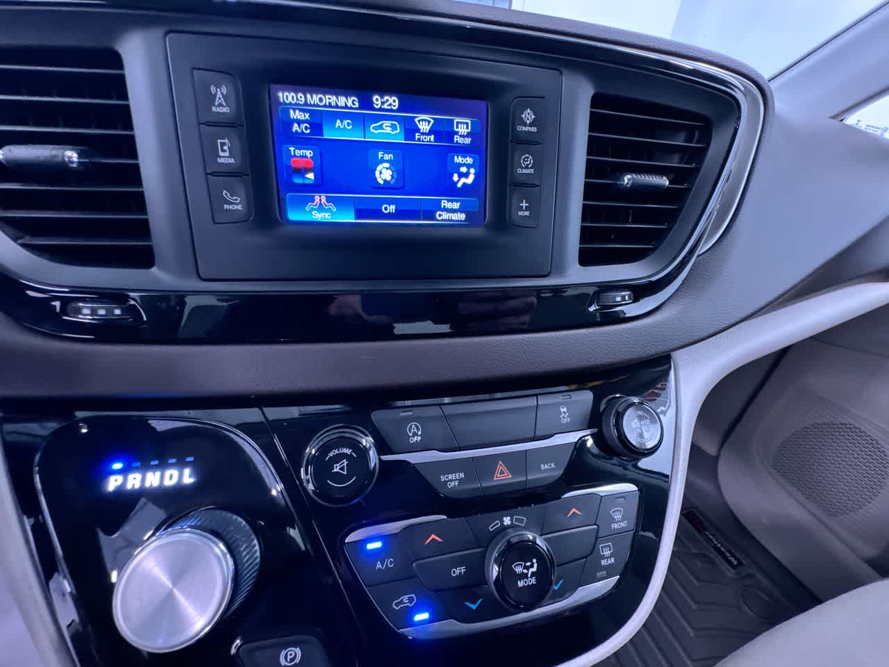 2017 Chrysler Pacifica Touring