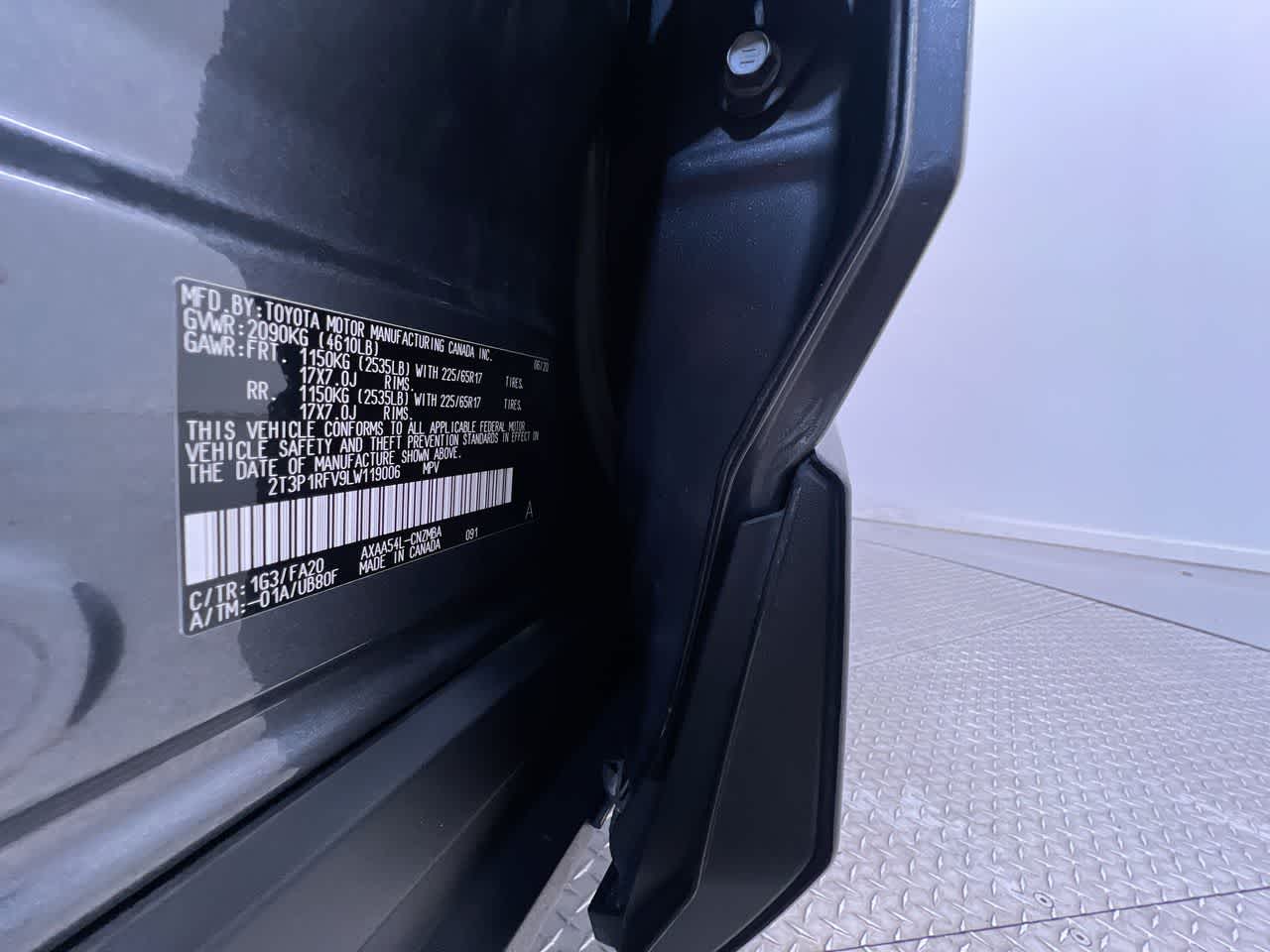 2020 Toyota RAV4 XLE