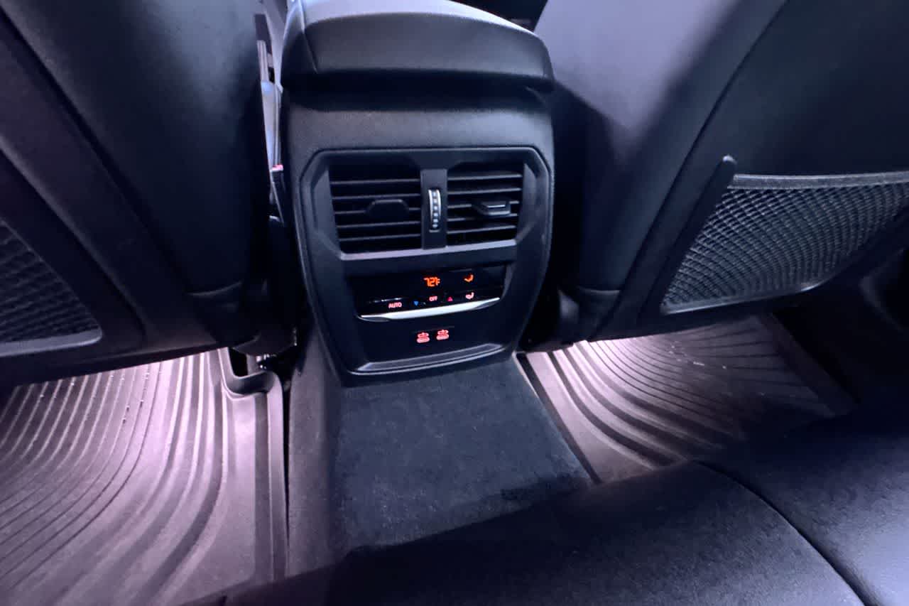 2023 BMW 3 Series 330i xDrive