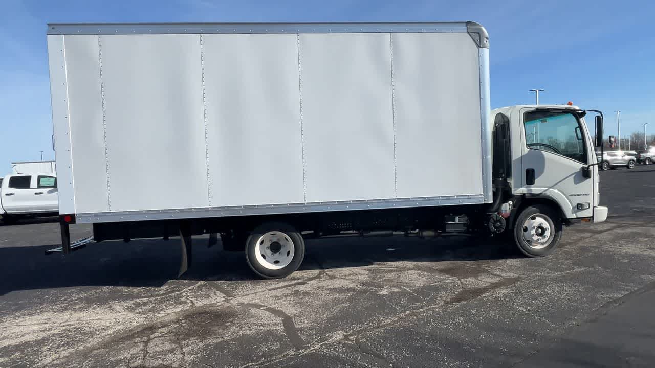 2024 Chevrolet Low Cab Forward 4500 Base