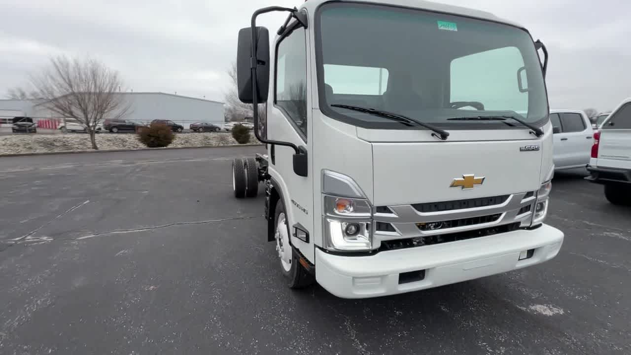 2024 Chevrolet Low Cab Forward 4500 Base