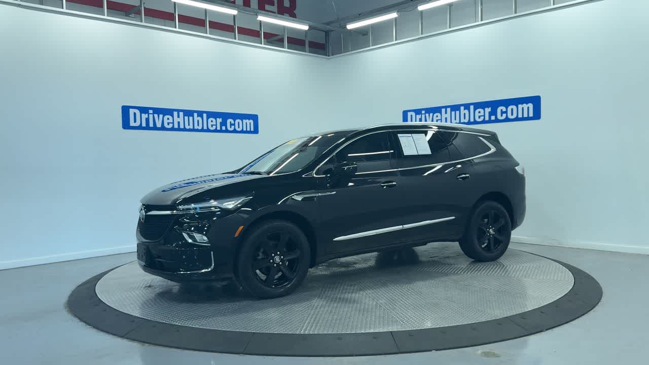 2023 Buick Enclave Essence