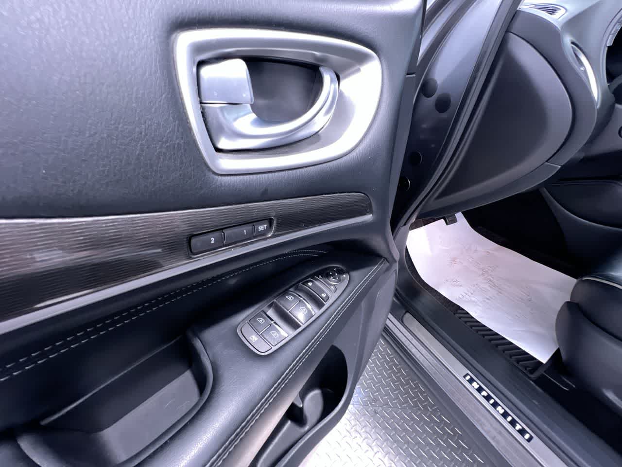 2017 INFINITI QX60 awd