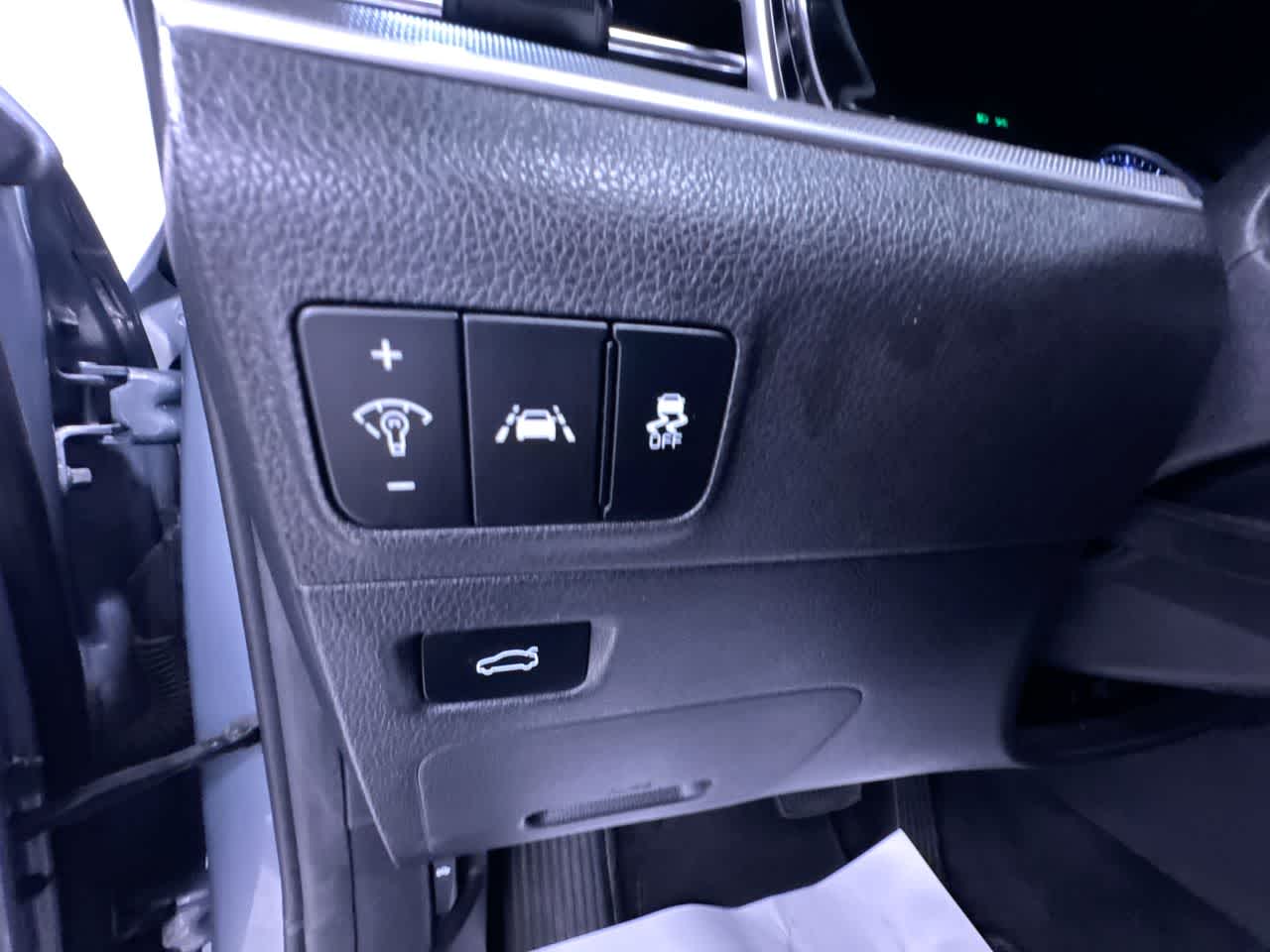 2022 Kia K5 LXS