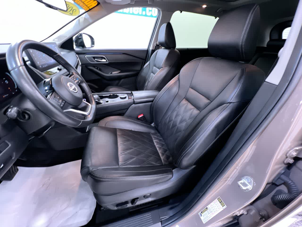 2024 Nissan Rogue Platinum