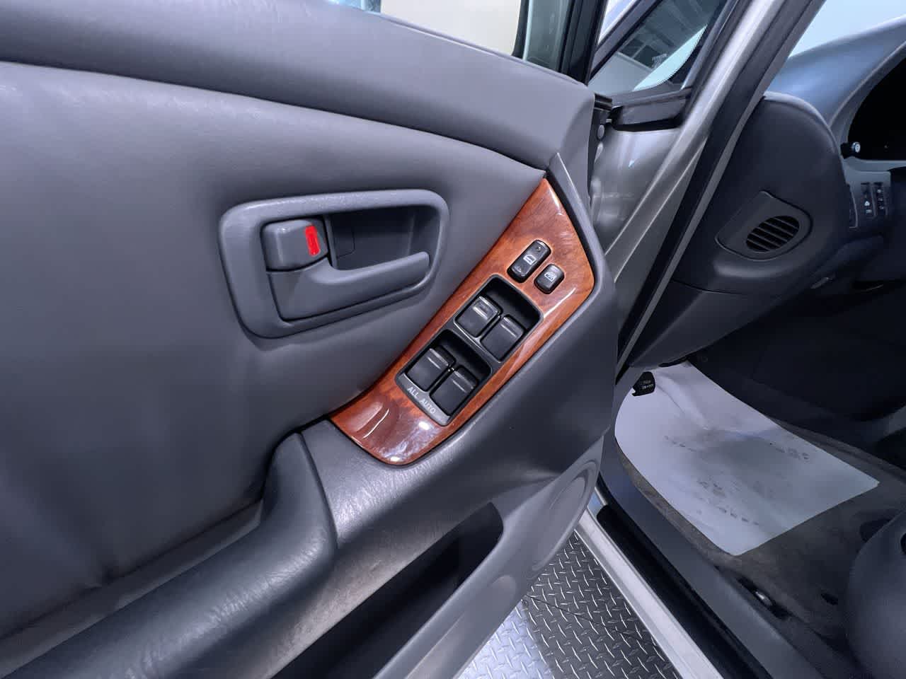 1999 Lexus RX 300 Luxury SUV 