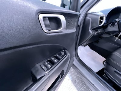2022 Hyundai Venue SEL