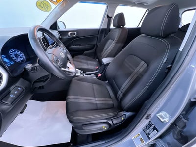 2022 Hyundai Venue SEL