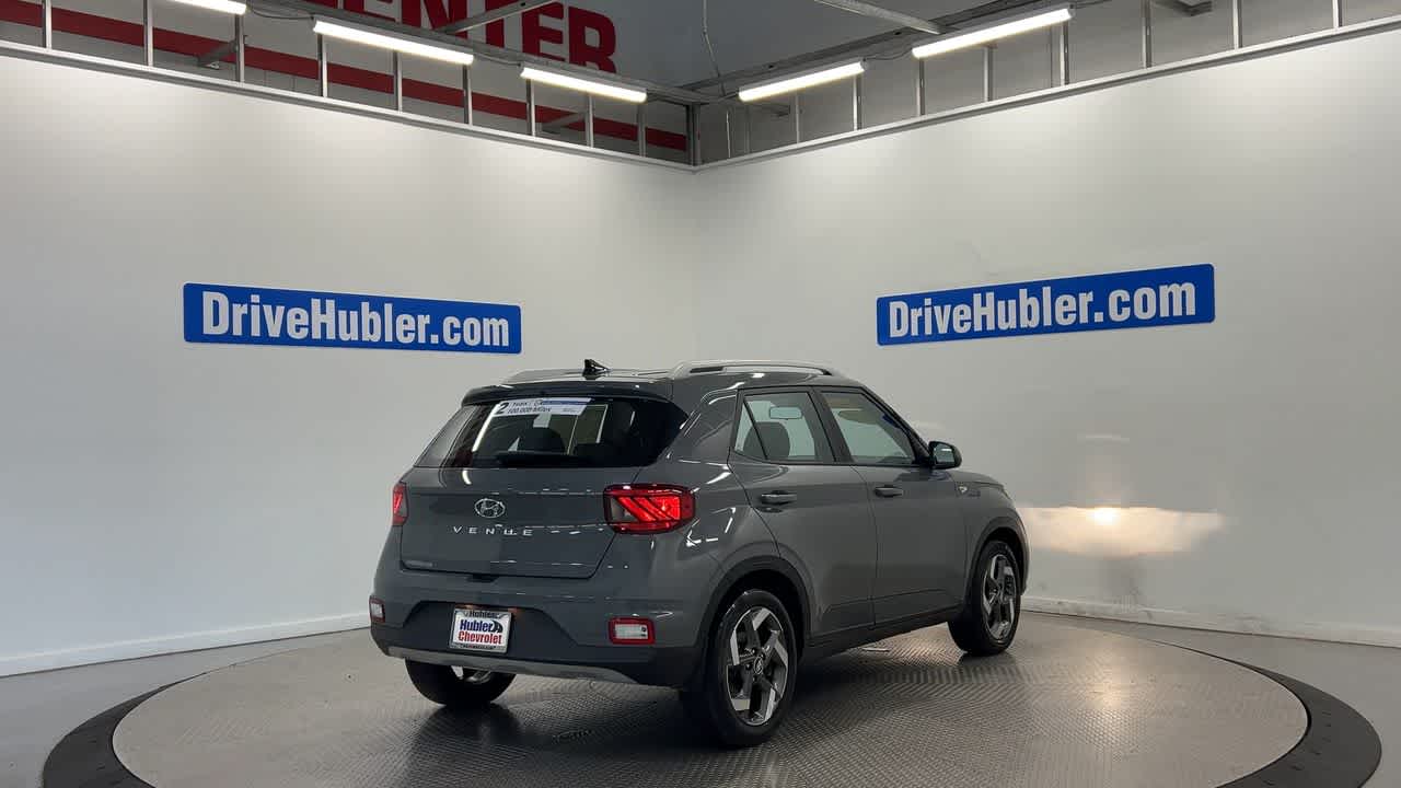 2022 Hyundai Venue SEL