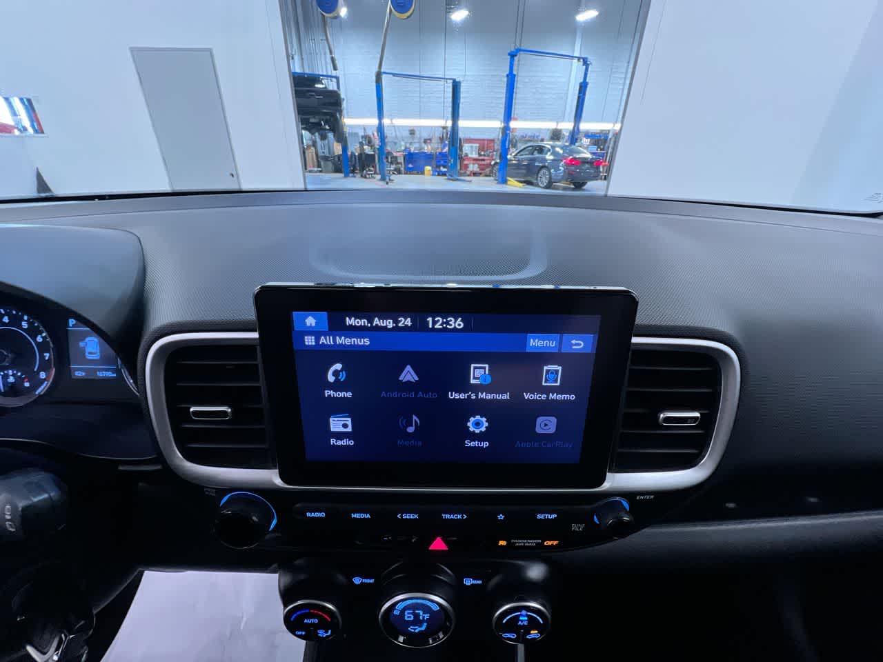 2022 Hyundai Venue SEL