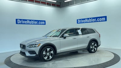 2025 Volvo V60 Cross Country Plus