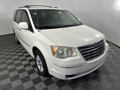 2010 Chrysler Town & Country Touring