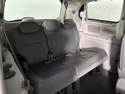 2010 Chrysler Town & Country Touring