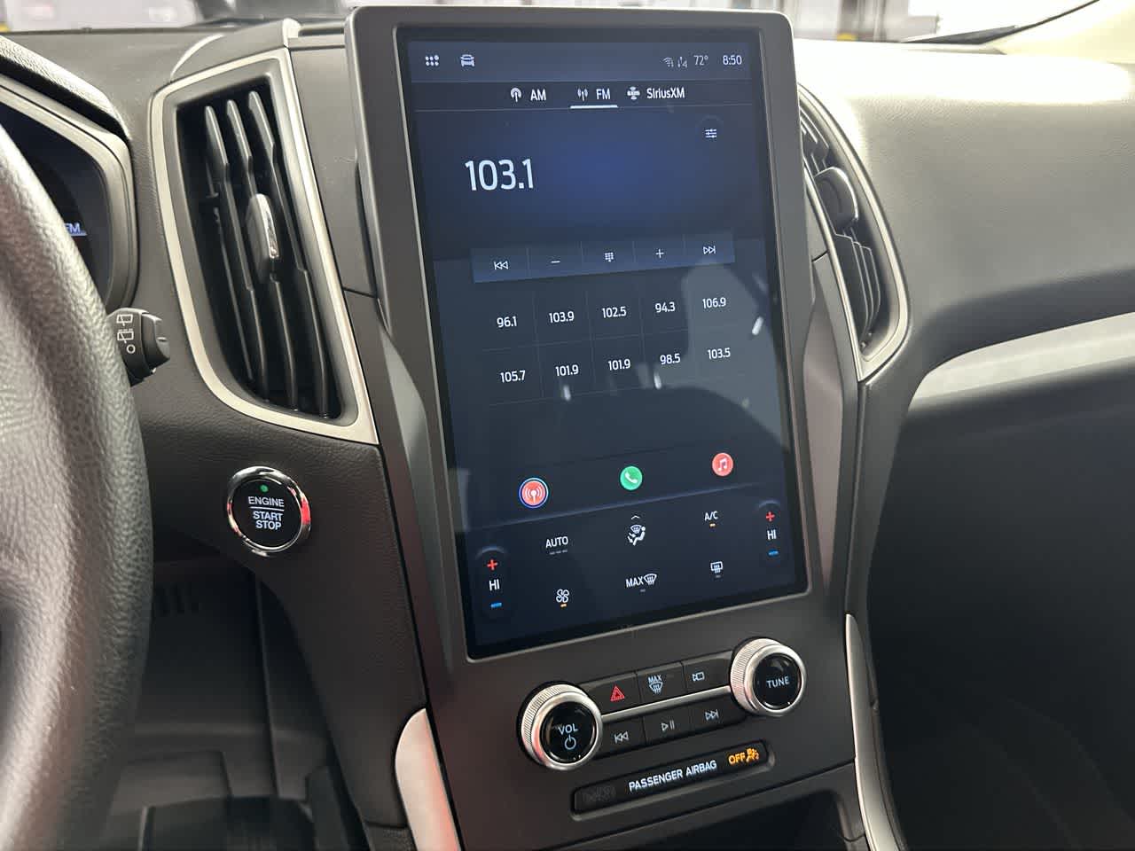 2022 Ford Edge SE