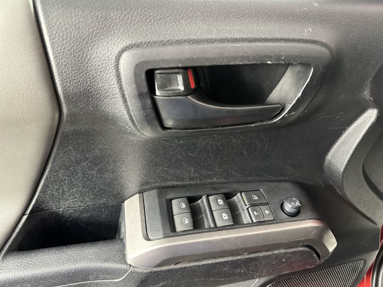 2023 Toyota Tacoma 2WD SR5